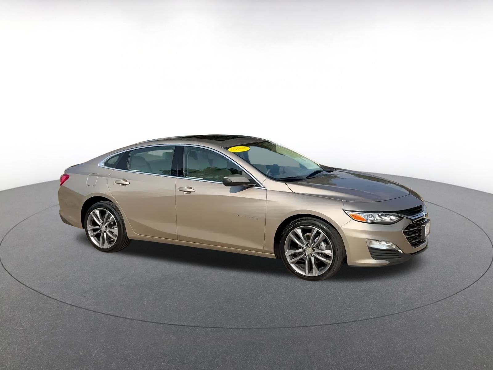 Thumbnail: 2024 Chevrolet Malibu - 2