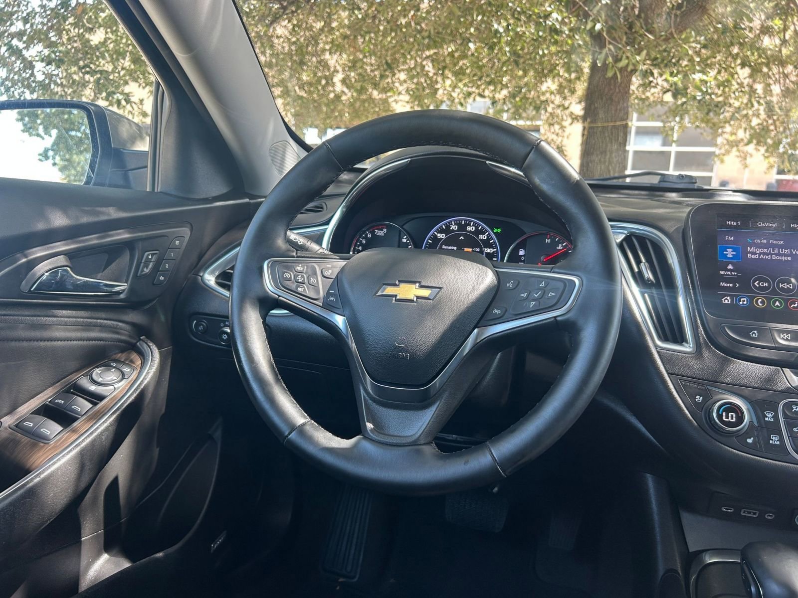 Thumbnail: 2024 Chevrolet Malibu - 23