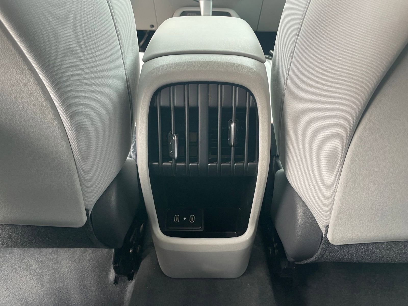 Thumbnail: 2025 Hyundai Kona - 25