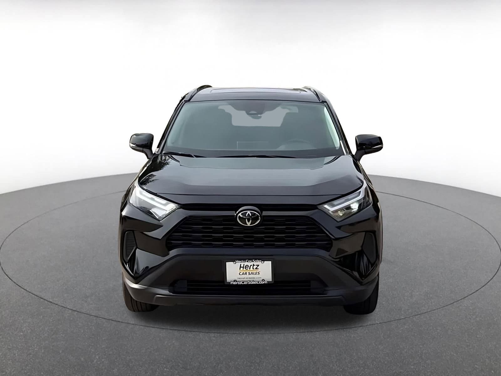 Thumbnail: 2025 Toyota RAV4 - 4