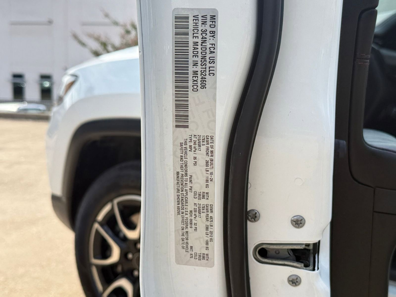 Thumbnail: 2025 Jeep Compass - 29