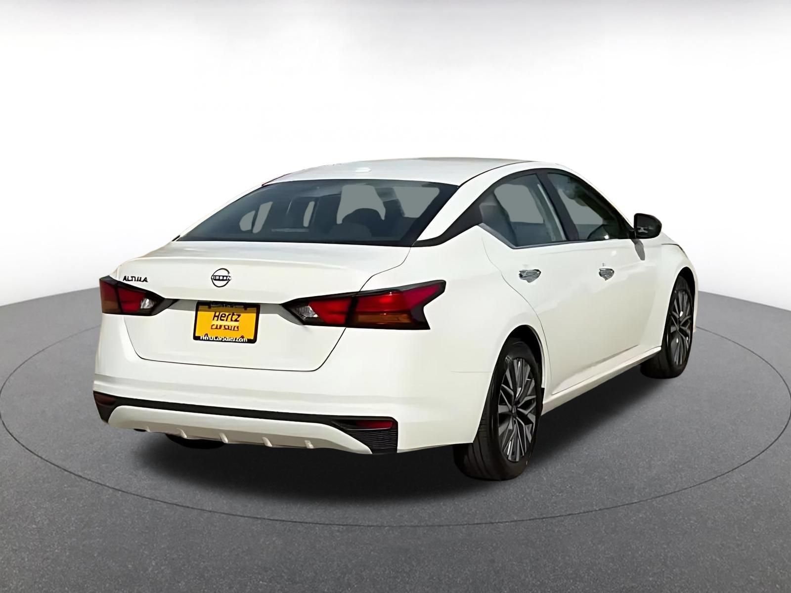 Thumbnail: 2025 Nissan Altima - 13