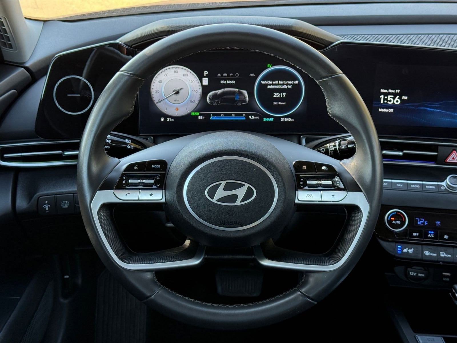 Thumbnail: 2025 Hyundai Elantra - 28