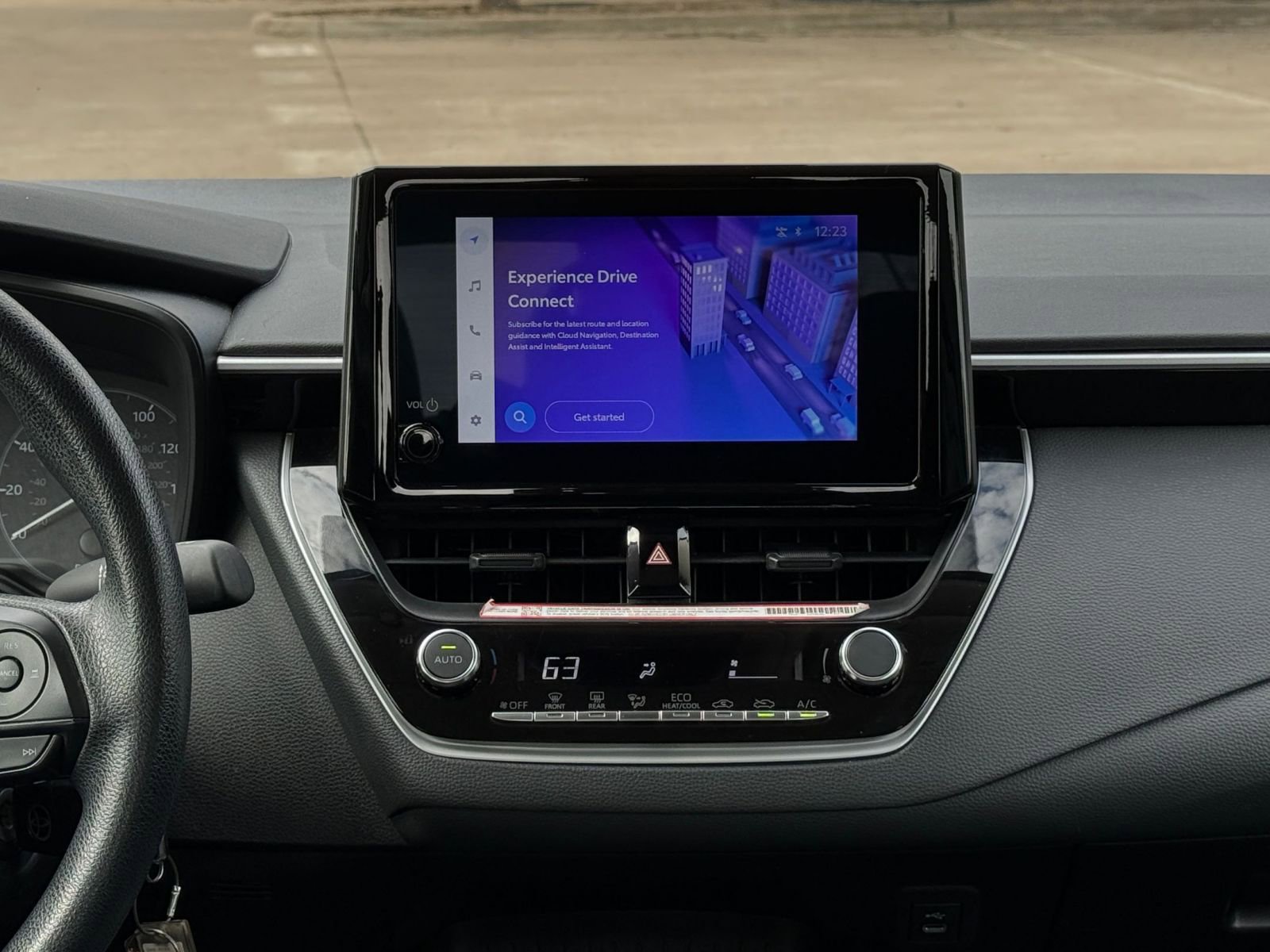 Thumbnail: 2025 Toyota Corolla - 17