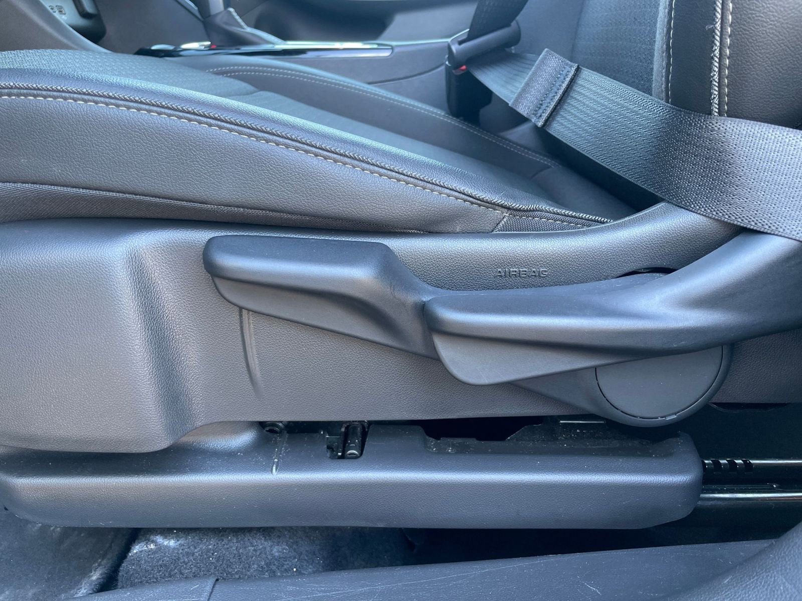 Thumbnail: 2025 Buick Encore GX - 21