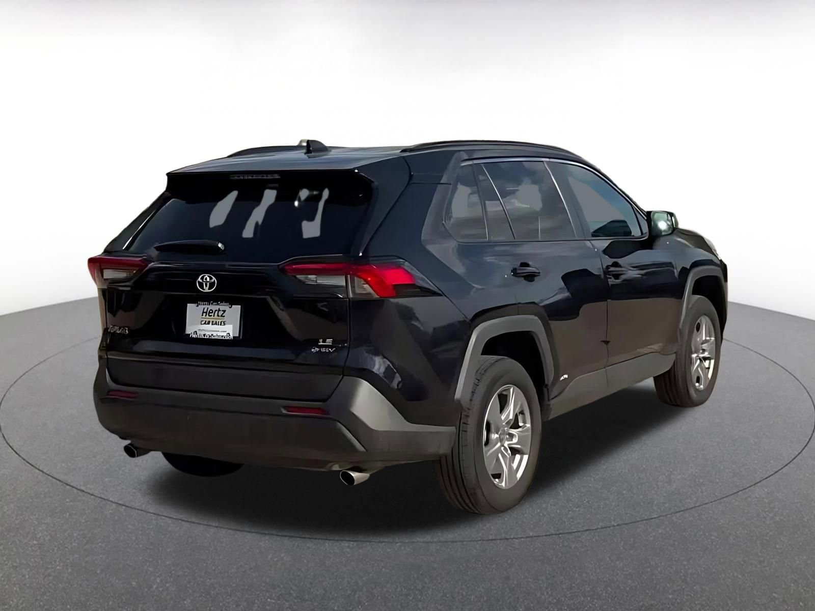 Thumbnail: 2025 Toyota RAV4 - 15