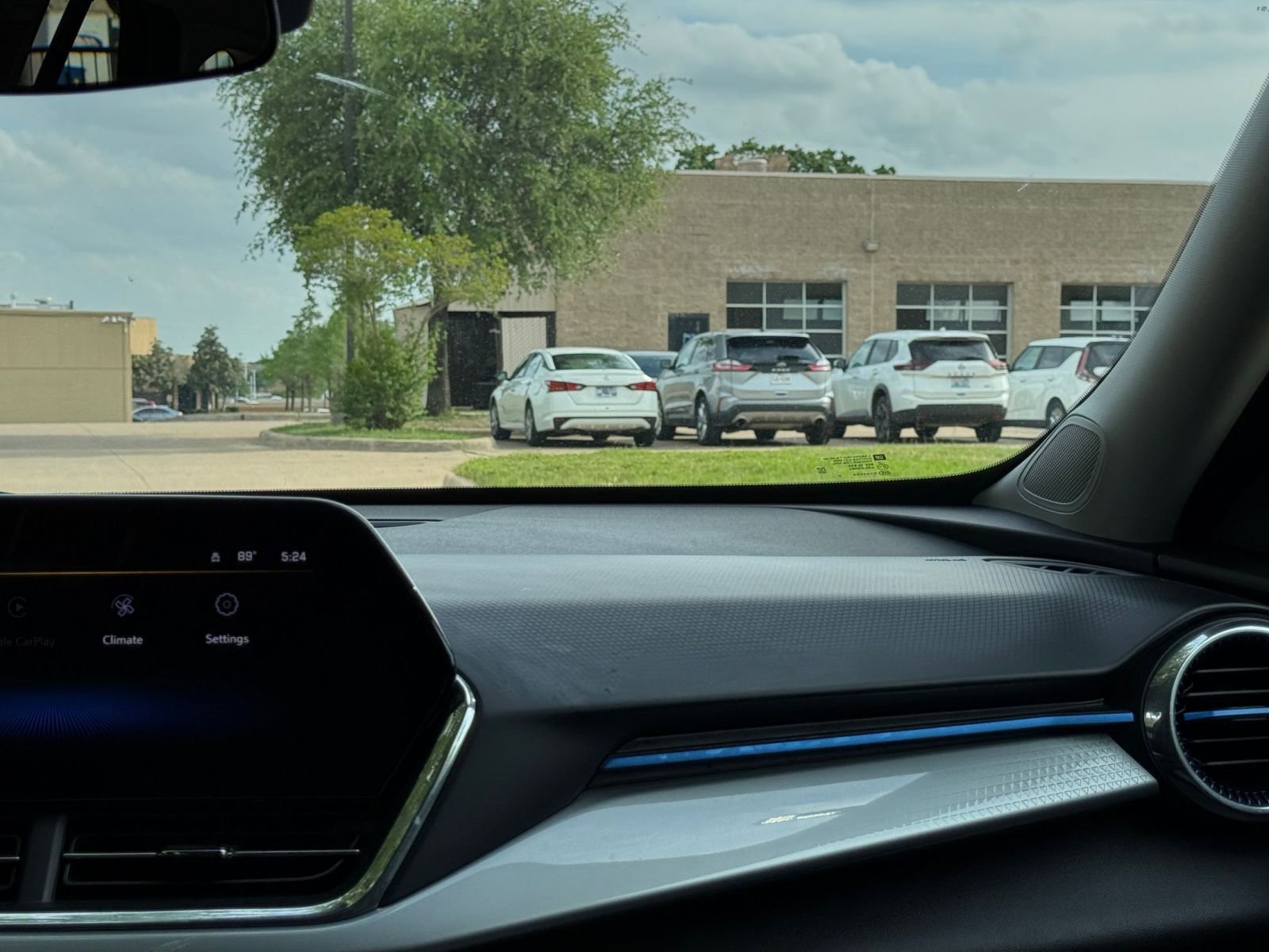 Thumbnail: 2025 Chevrolet Trax - 35