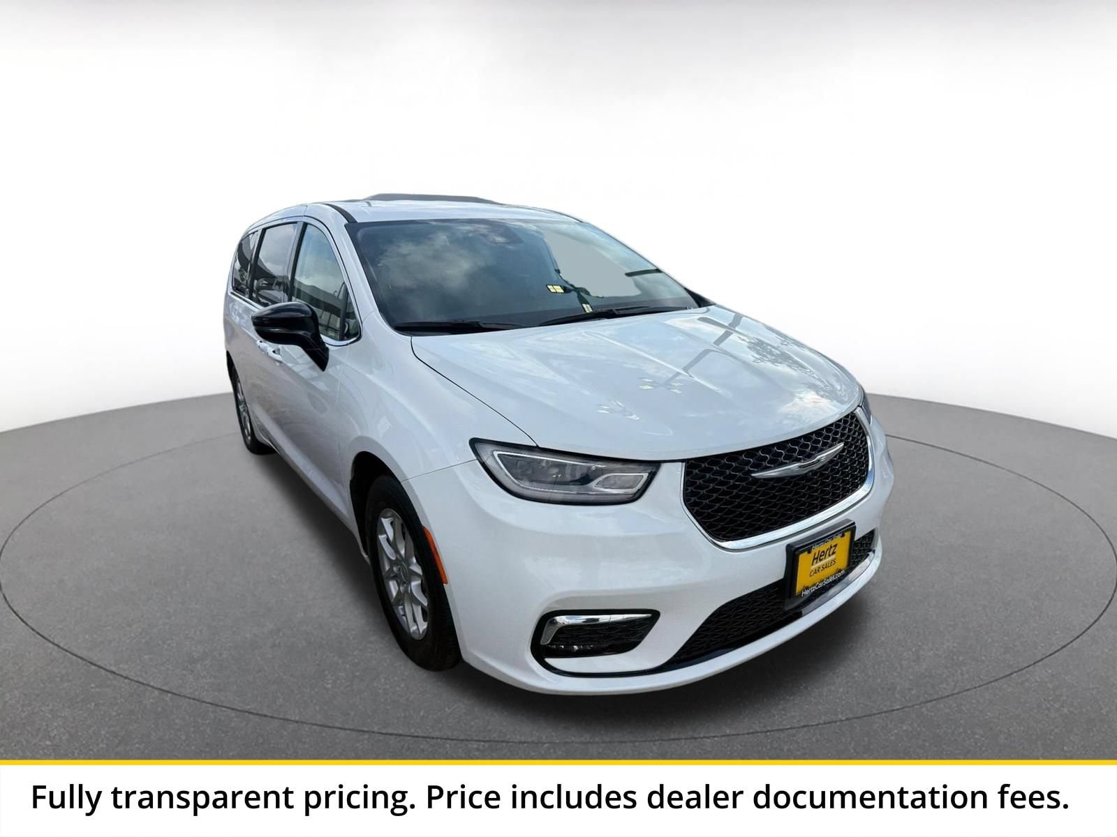 Thumbnail: 2024 Chrysler Pacifica - 1