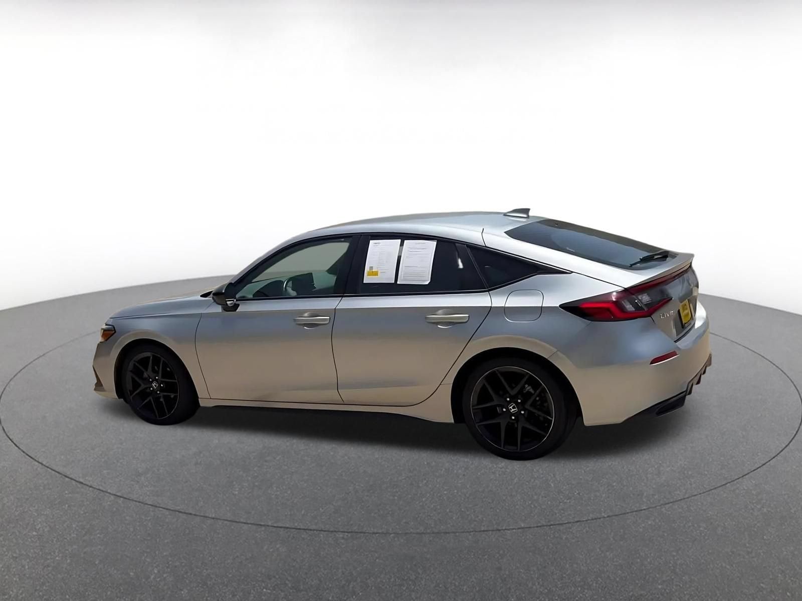 Thumbnail: 2024 Honda Civic - 10