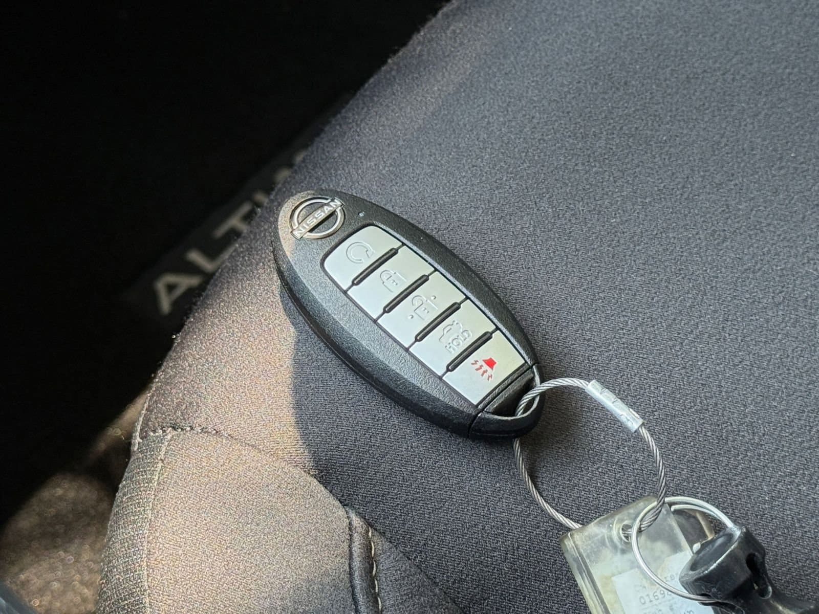 2024 Nissan Altima SV 22