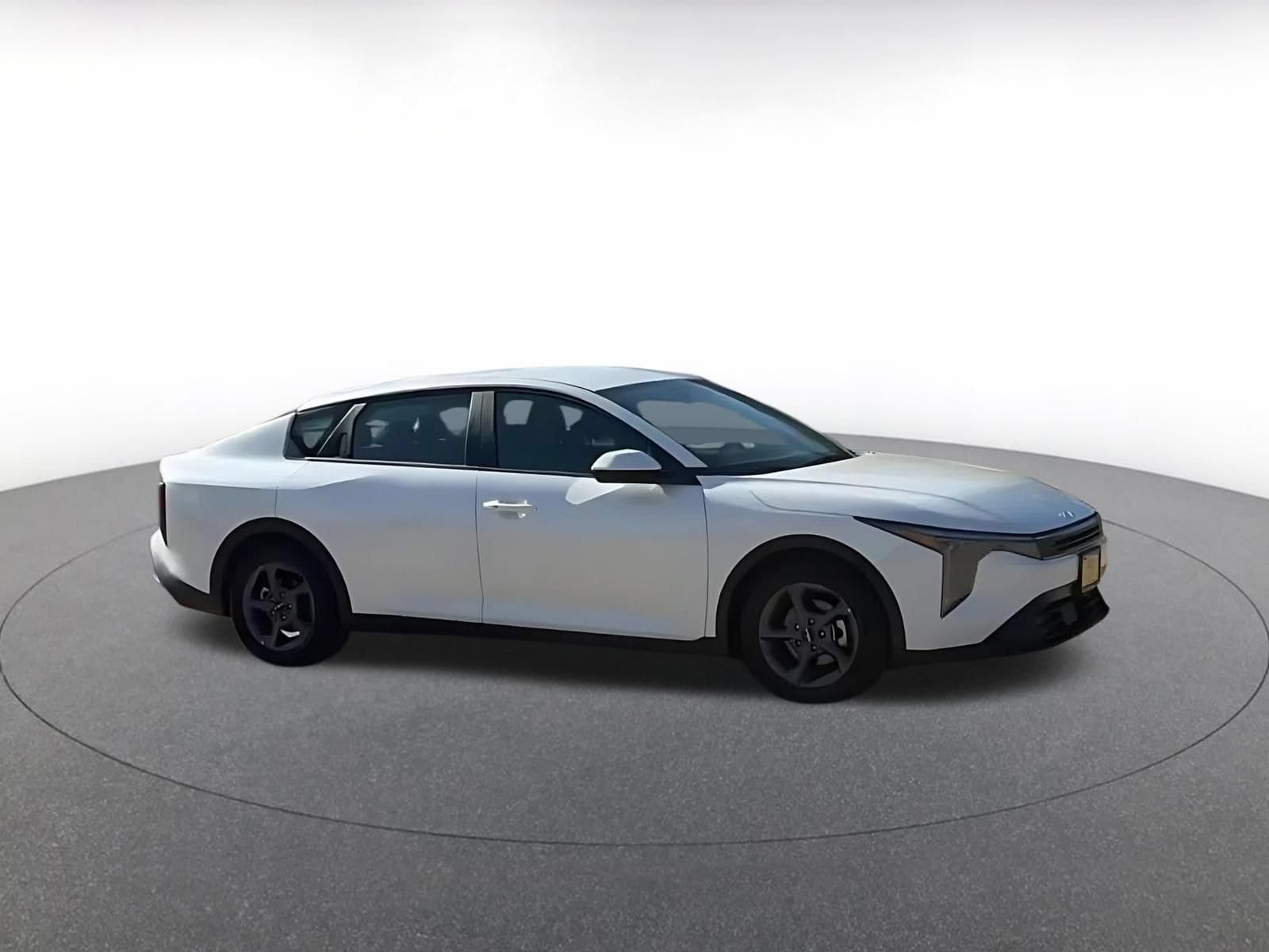 Thumbnail: 2025 Kia K4 - 2