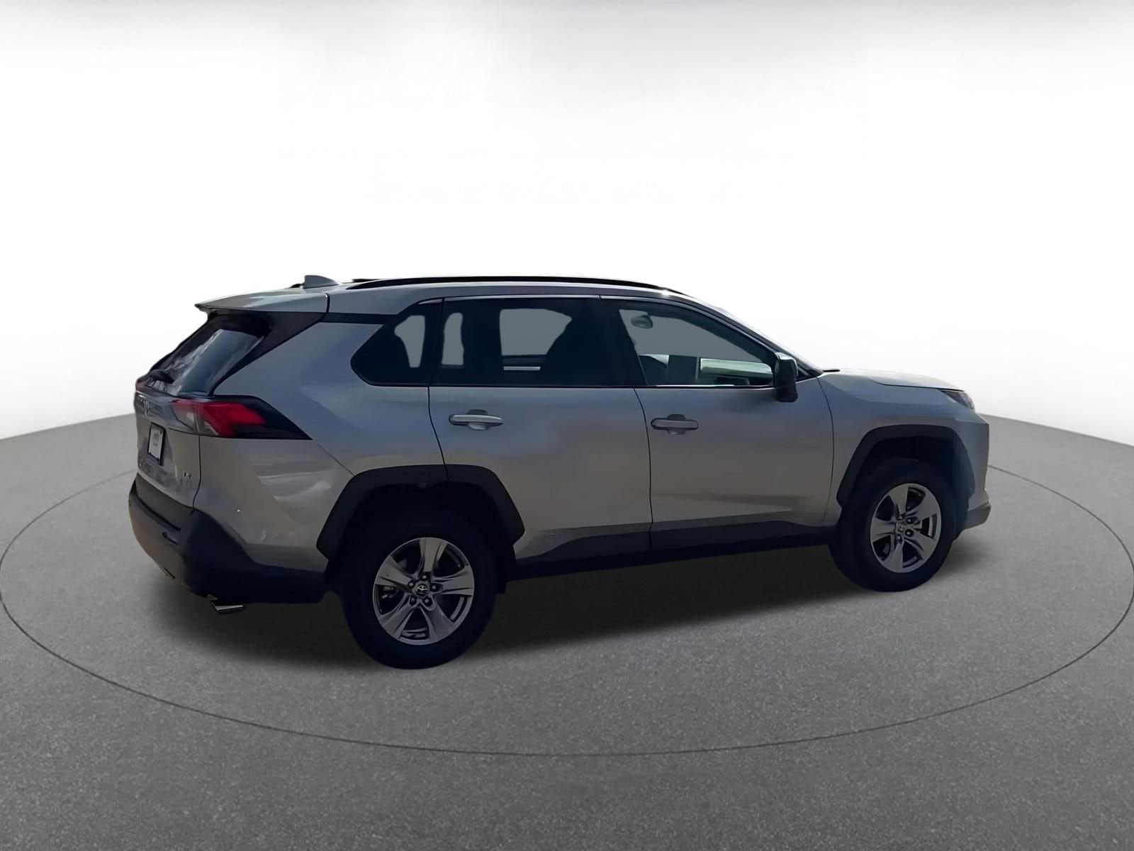 Thumbnail: 2025 Toyota RAV4 - 14
