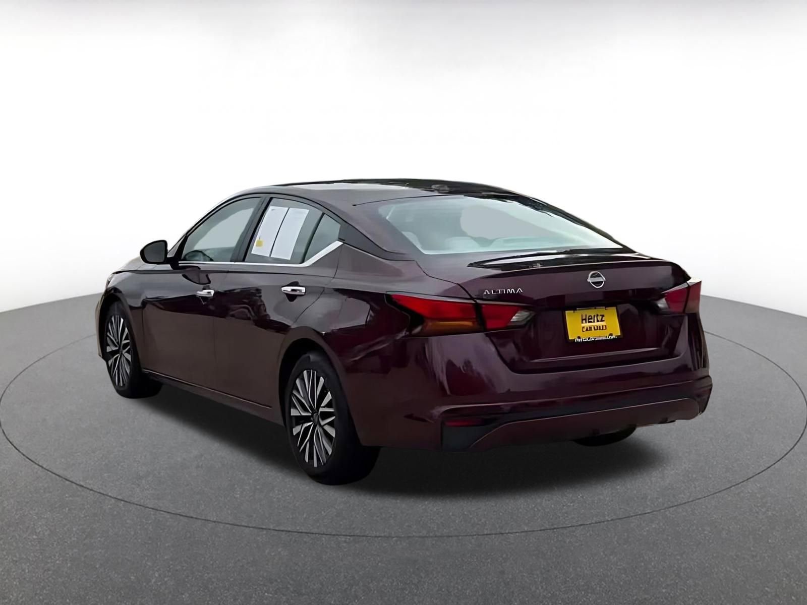 Thumbnail: 2025 Nissan Altima - 11