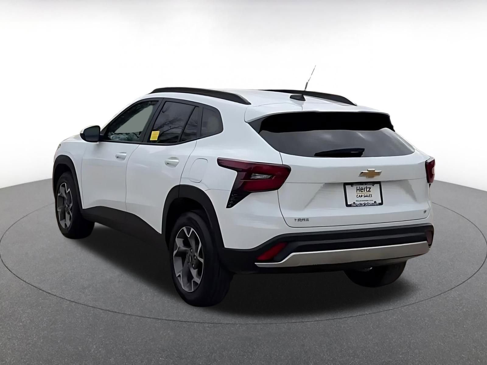 Thumbnail: 2025 Chevrolet Trax - 11