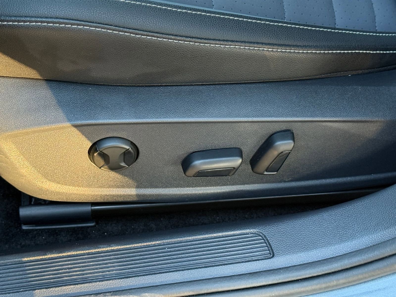 Thumbnail: 2025 Volkswagen Jetta - 23