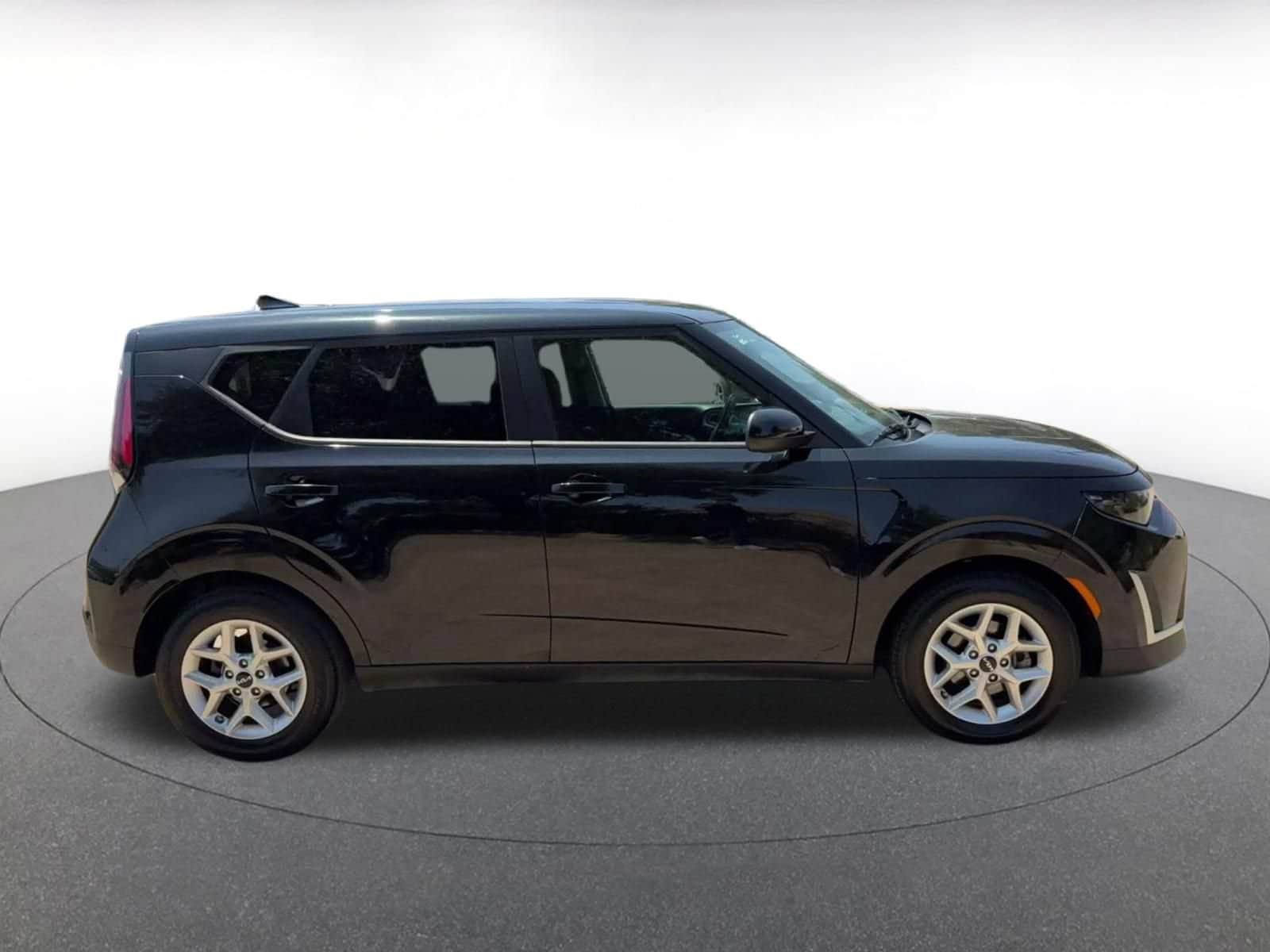 Thumbnail: 2025 Kia Soul - 15