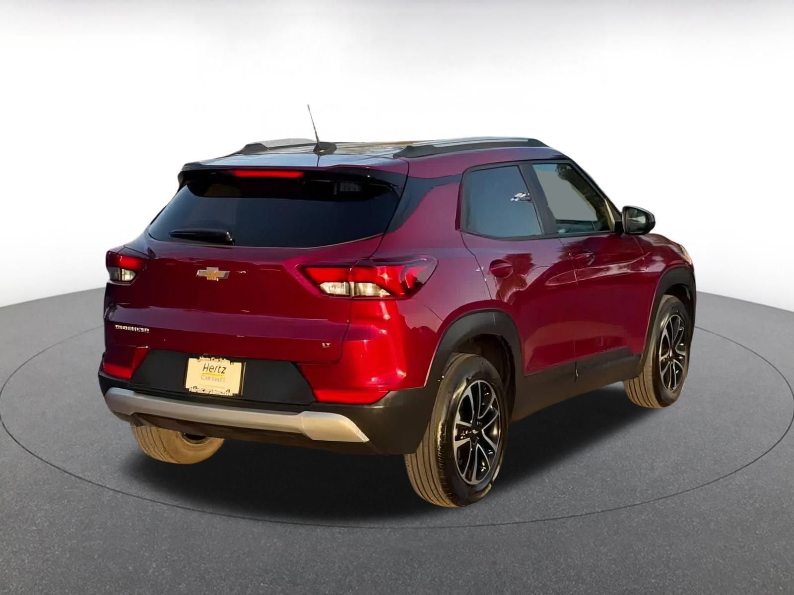 Thumbnail: 2025 Chevrolet TrailBlazer - 14