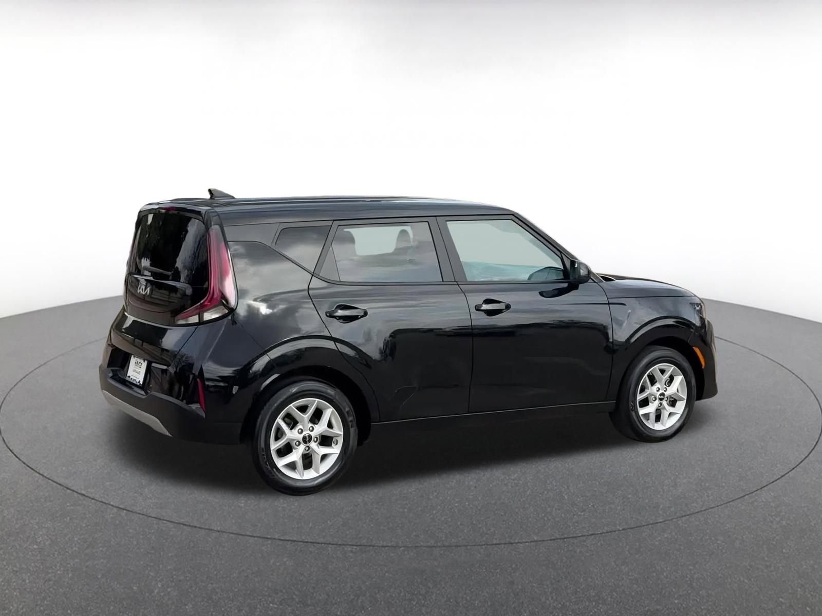 Thumbnail: 2025 Kia Soul - 15