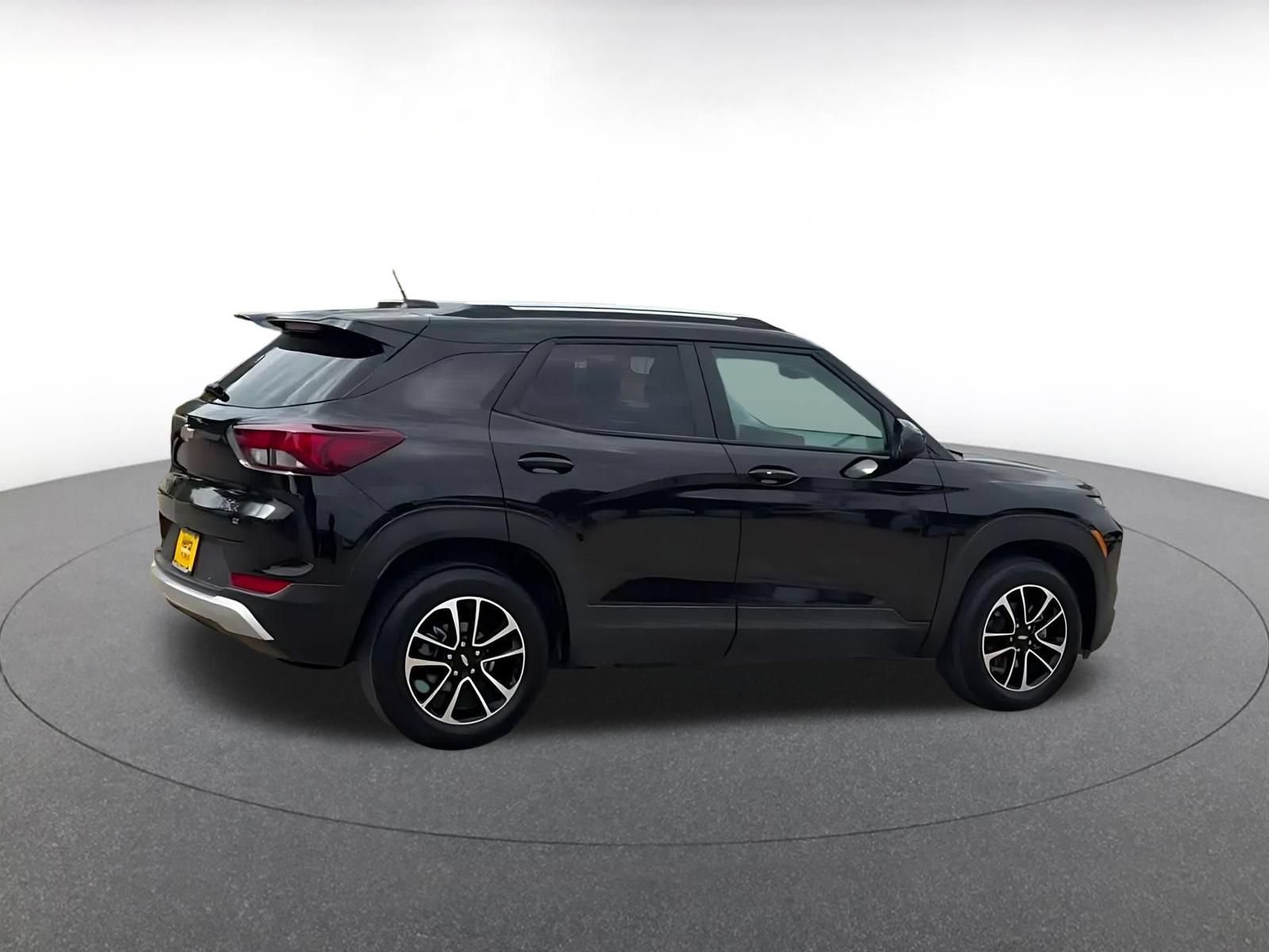 Thumbnail: 2025 Chevrolet TrailBlazer - 15