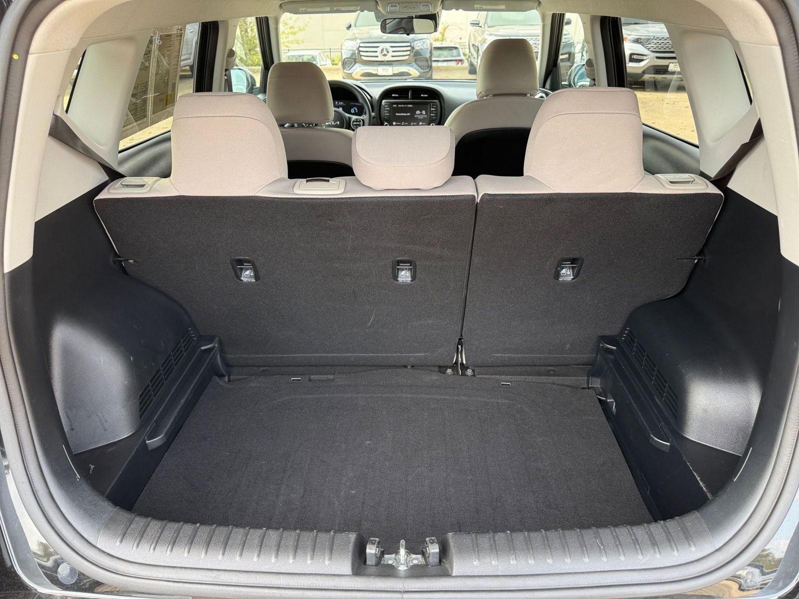 Thumbnail: 2025 Kia Soul - 31