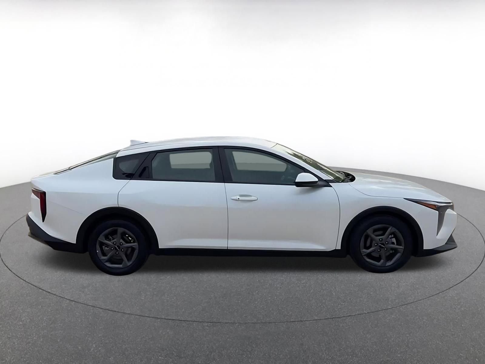 Thumbnail: 2025 Kia K4 - 16