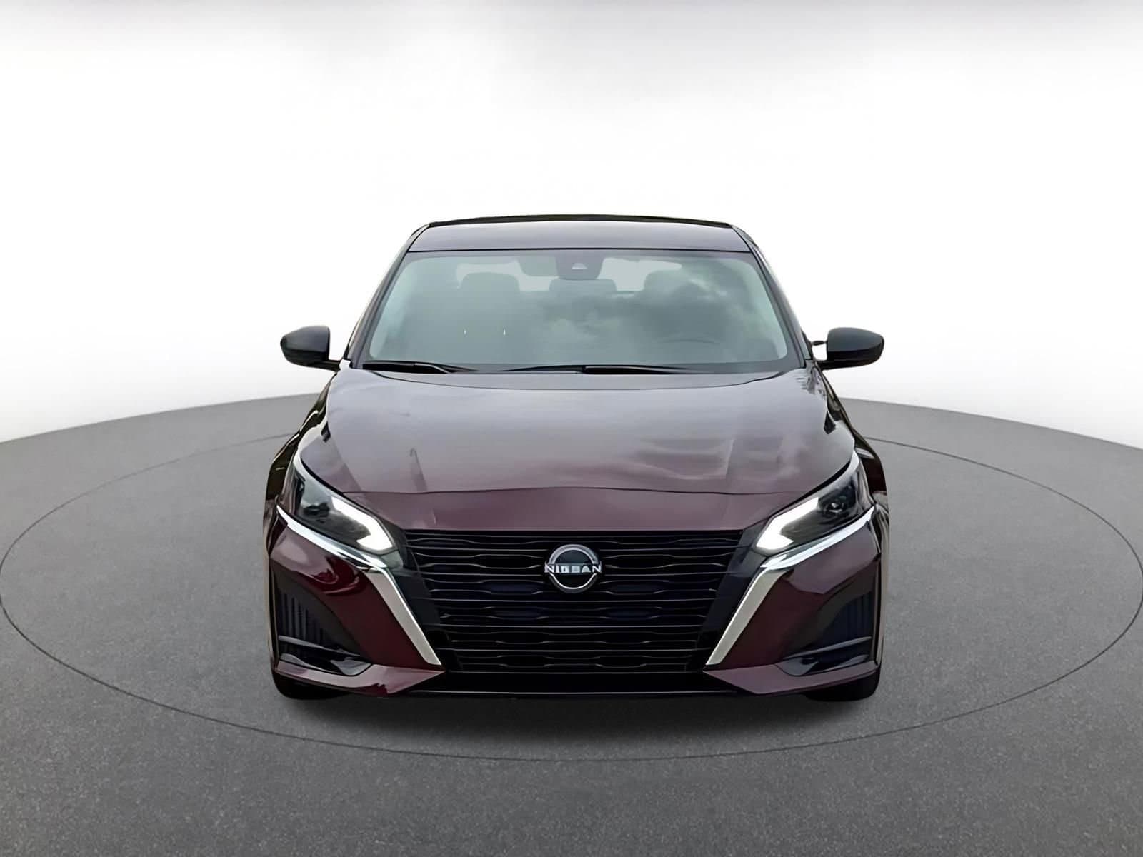 Thumbnail: 2025 Nissan Altima - 4