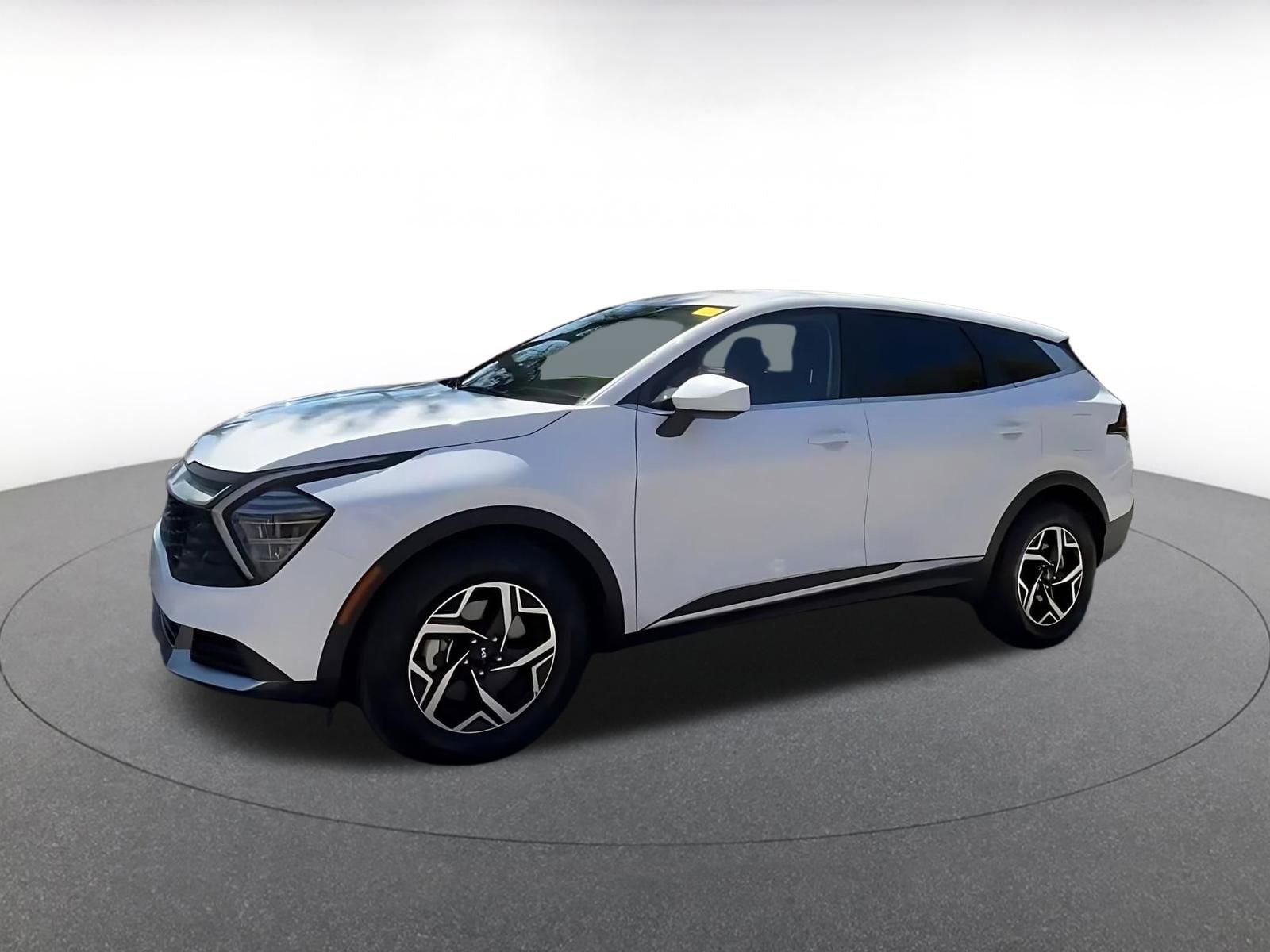 Thumbnail: 2025 Kia Sportage - 8