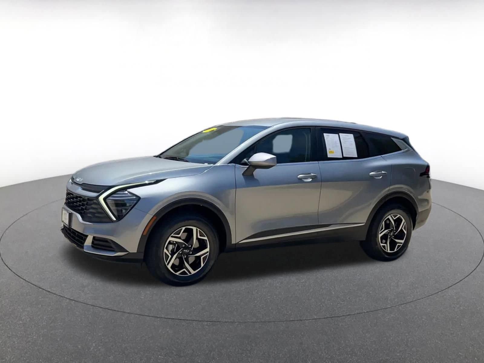 Thumbnail: 2024 Kia Sportage - 8