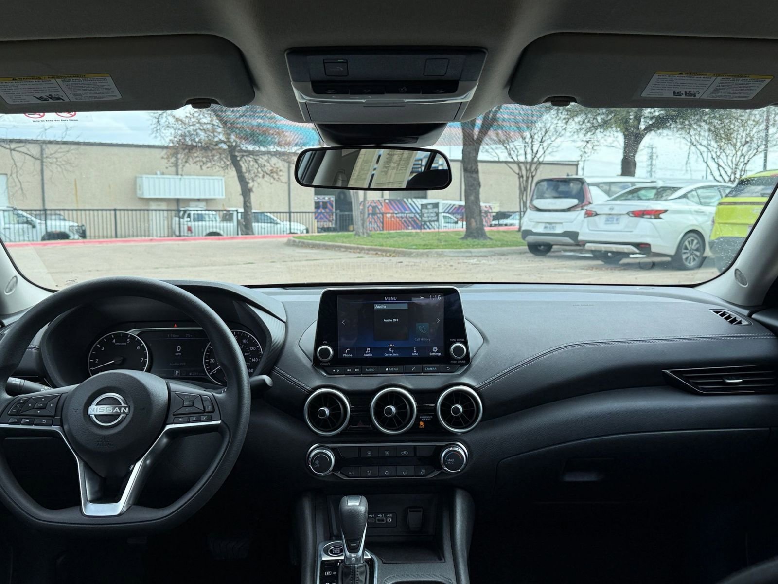 Thumbnail: 2025 Nissan Sentra - 33