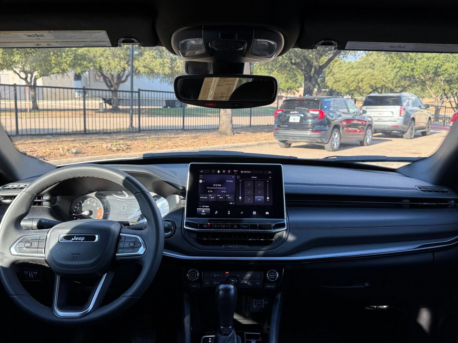 Thumbnail: 2025 Jeep Compass - 32