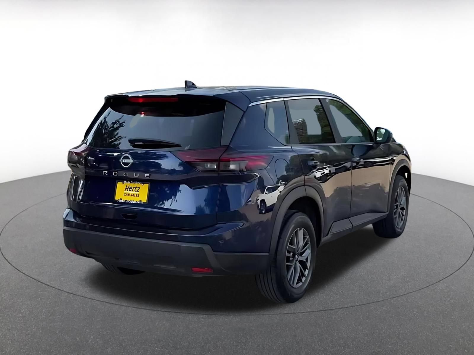 Thumbnail: 2026 Nissan Rogue - 15