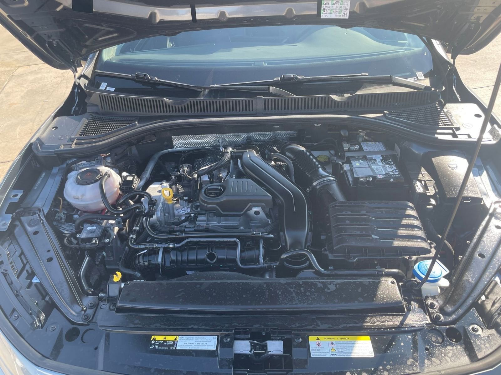 Thumbnail: 2025 Volkswagen Jetta - 33