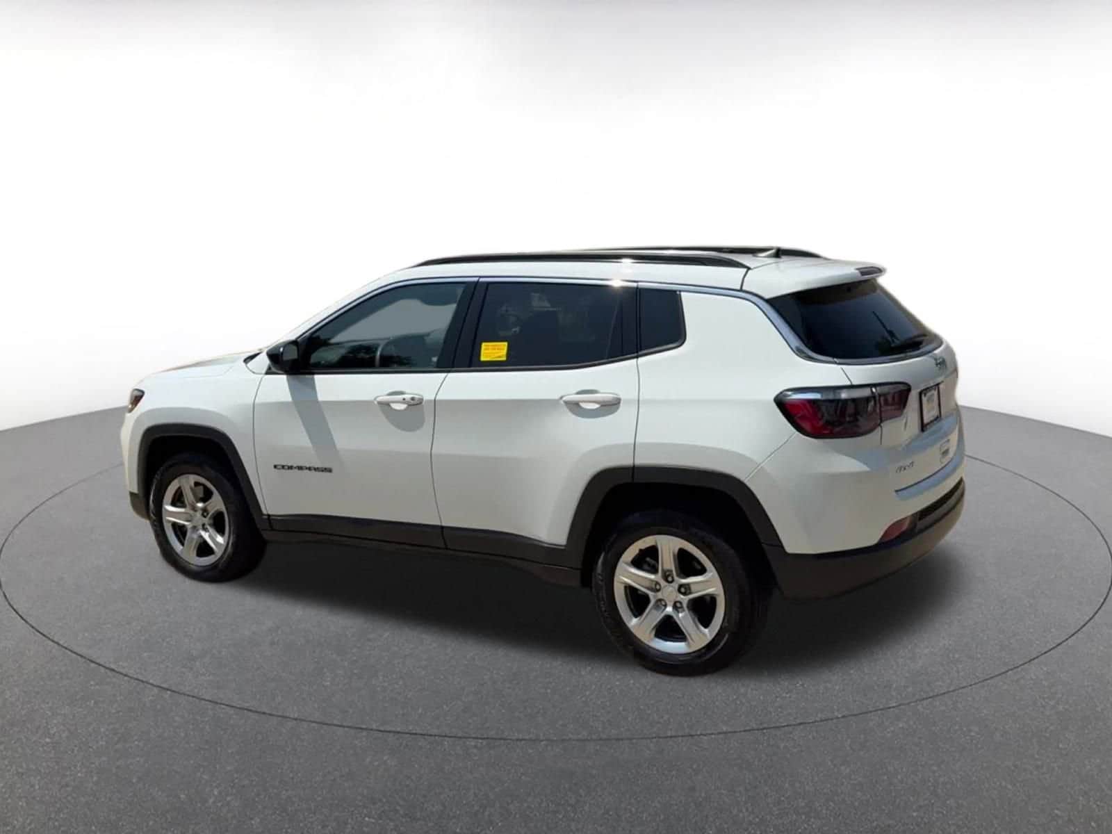 Thumbnail: 2023 Jeep Compass - 10