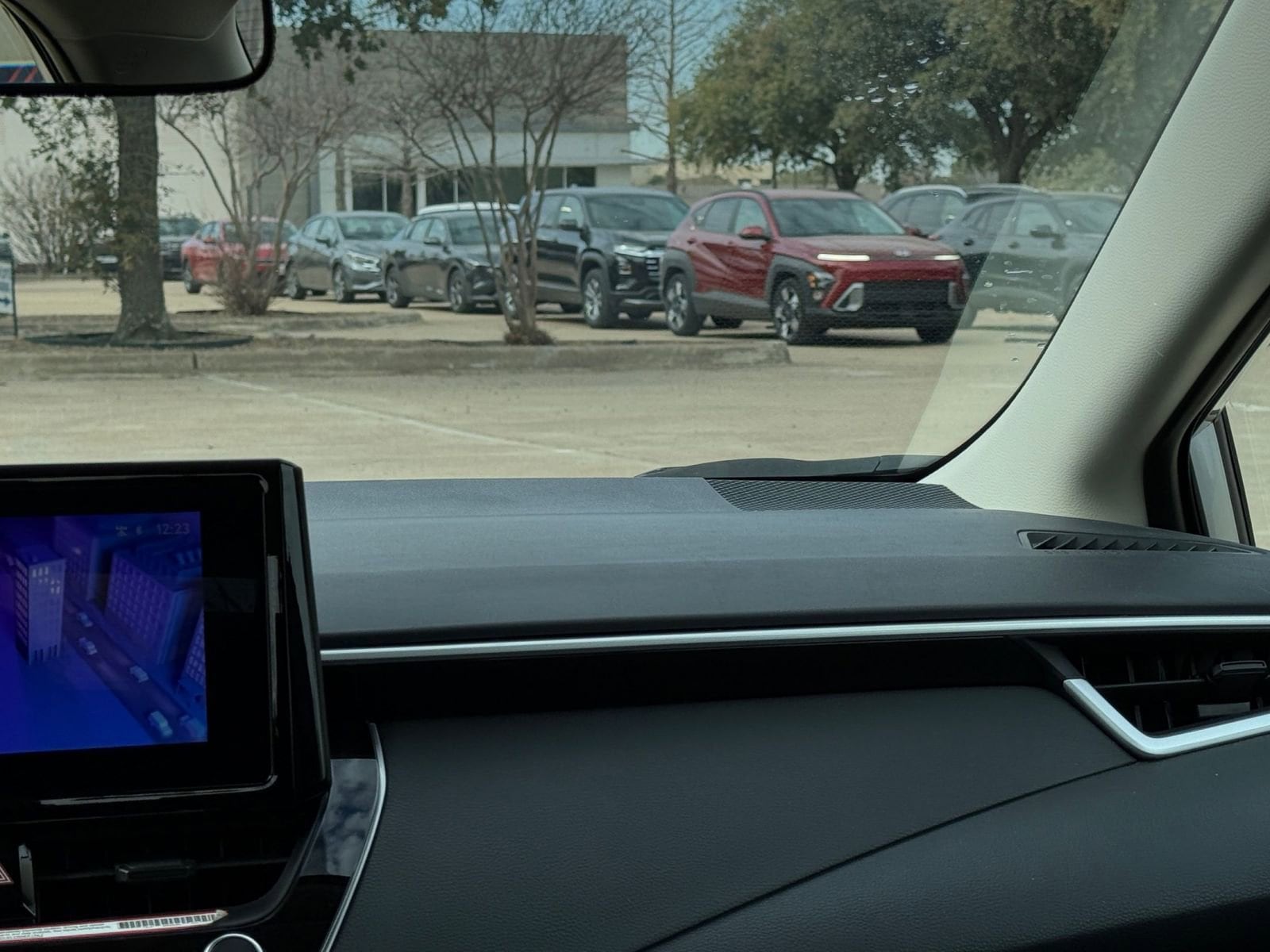 Thumbnail: 2025 Toyota Corolla - 35