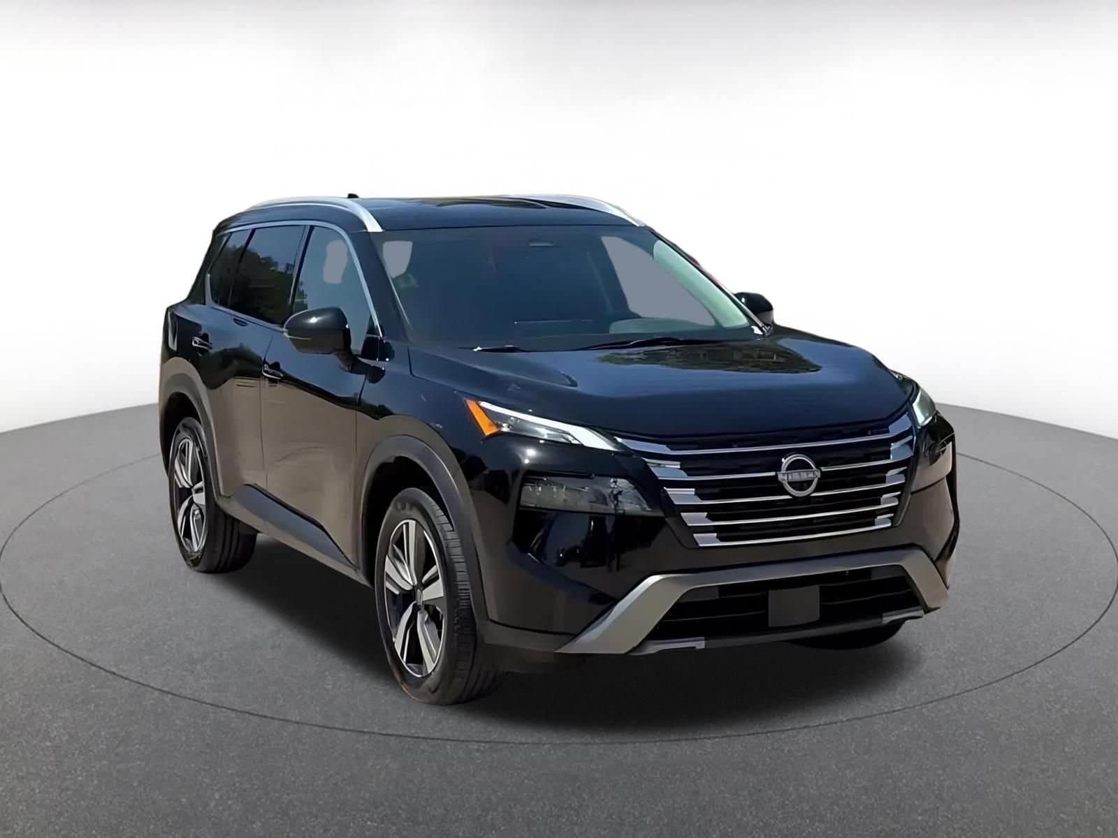 Thumbnail: 2026 Nissan Rogue - 3