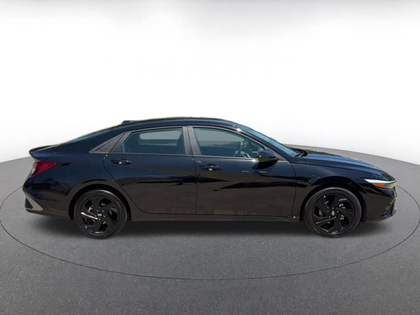 Thumbnail: 2026 Hyundai Elantra - 13