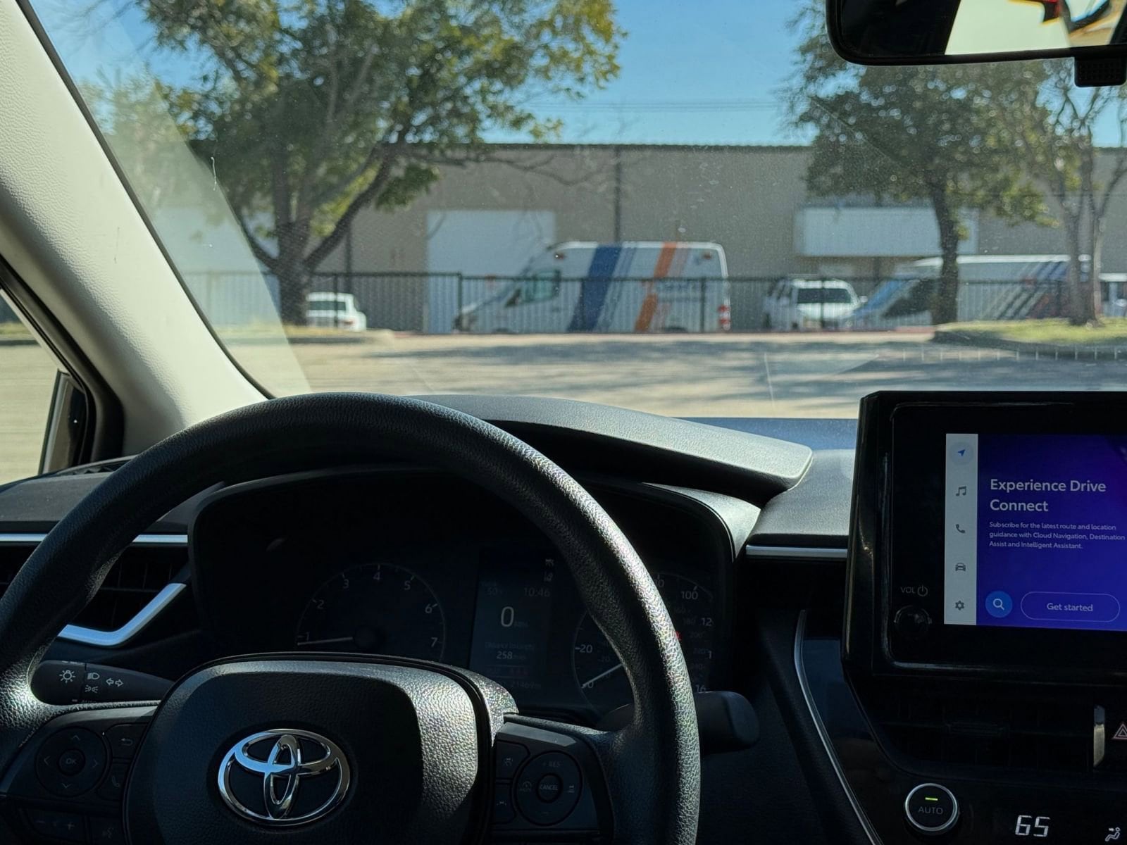 Thumbnail: 2025 Toyota Corolla - 34