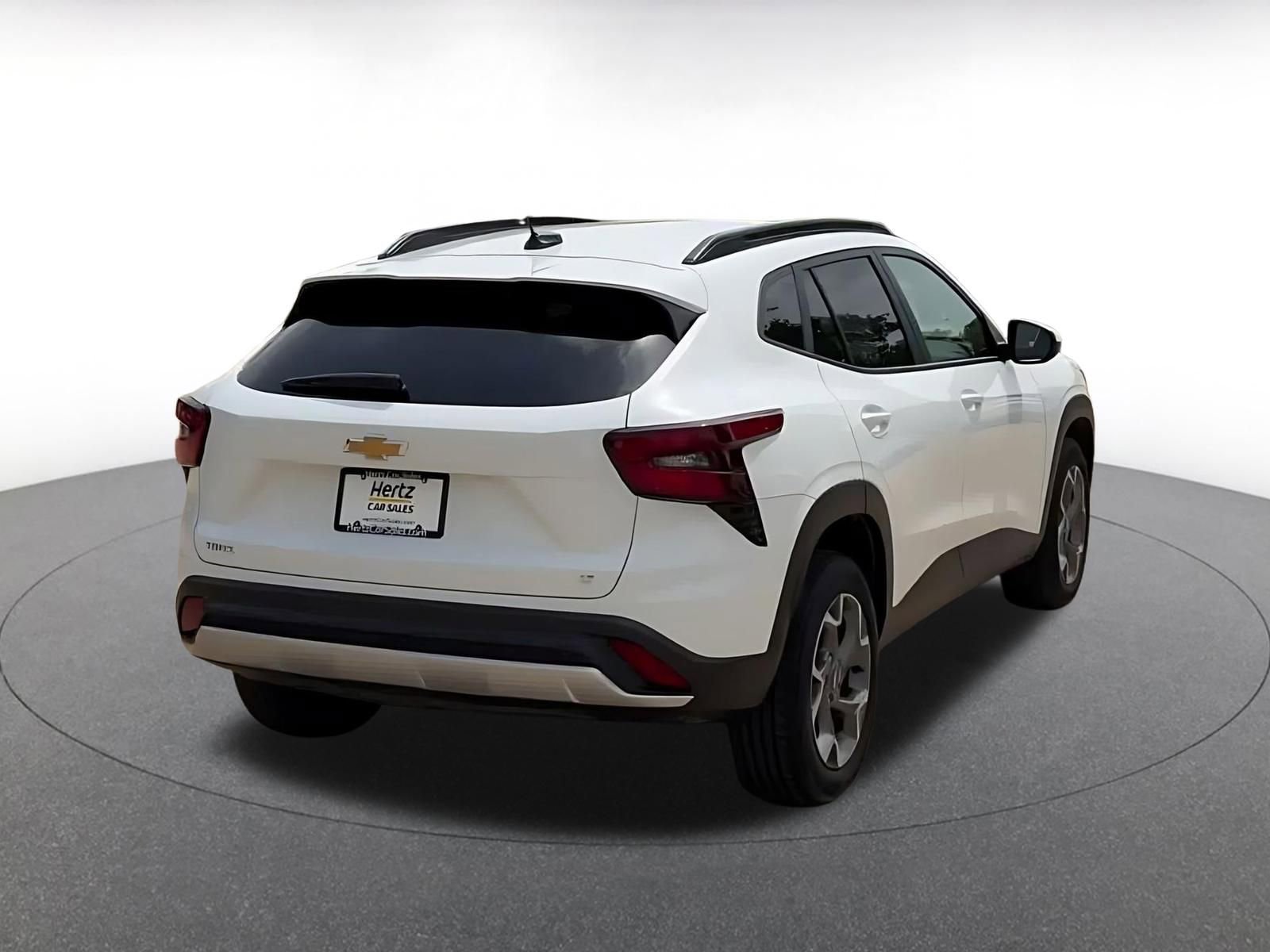 Thumbnail: 2025 Chevrolet Trax - 14