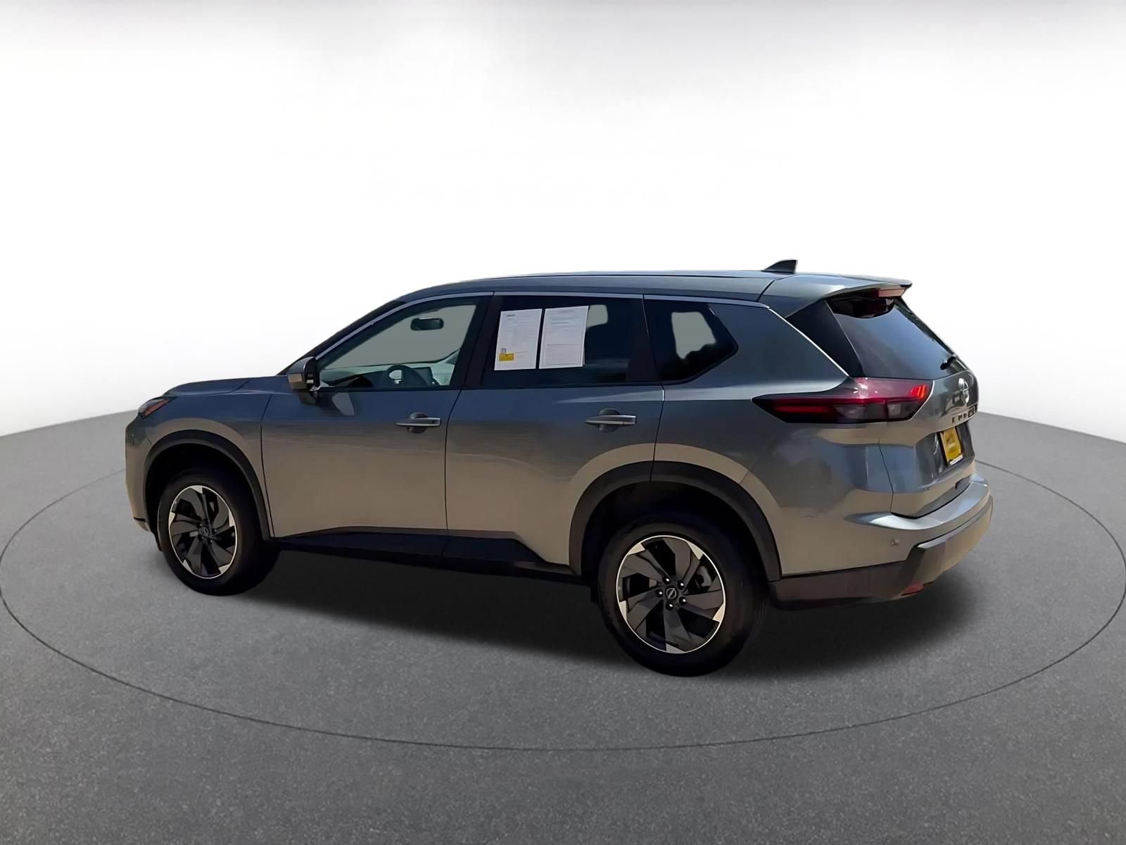 Thumbnail: 2025 Nissan Rogue - 10
