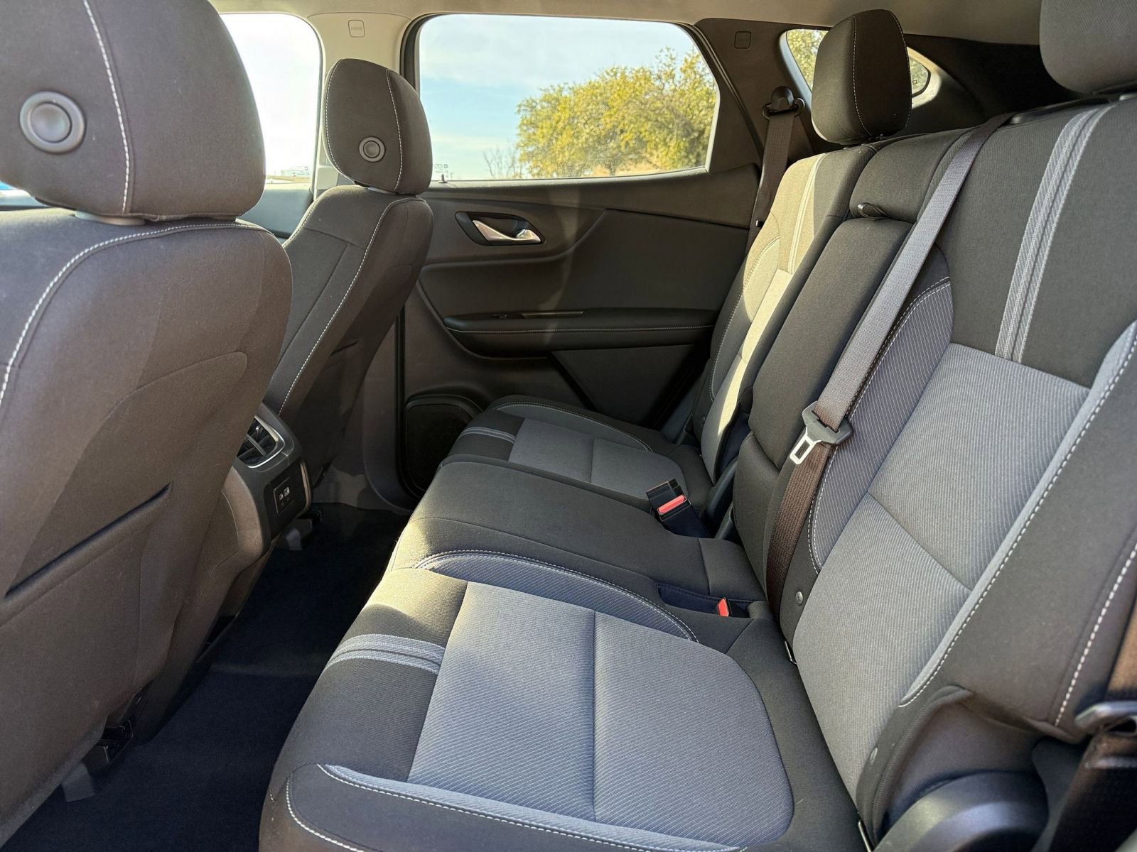 Thumbnail: 2025 Chevrolet Blazer - 25