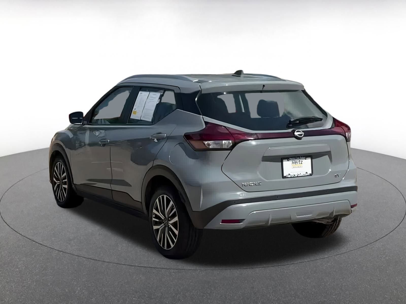 Thumbnail: 2023 Nissan Kicks - 11