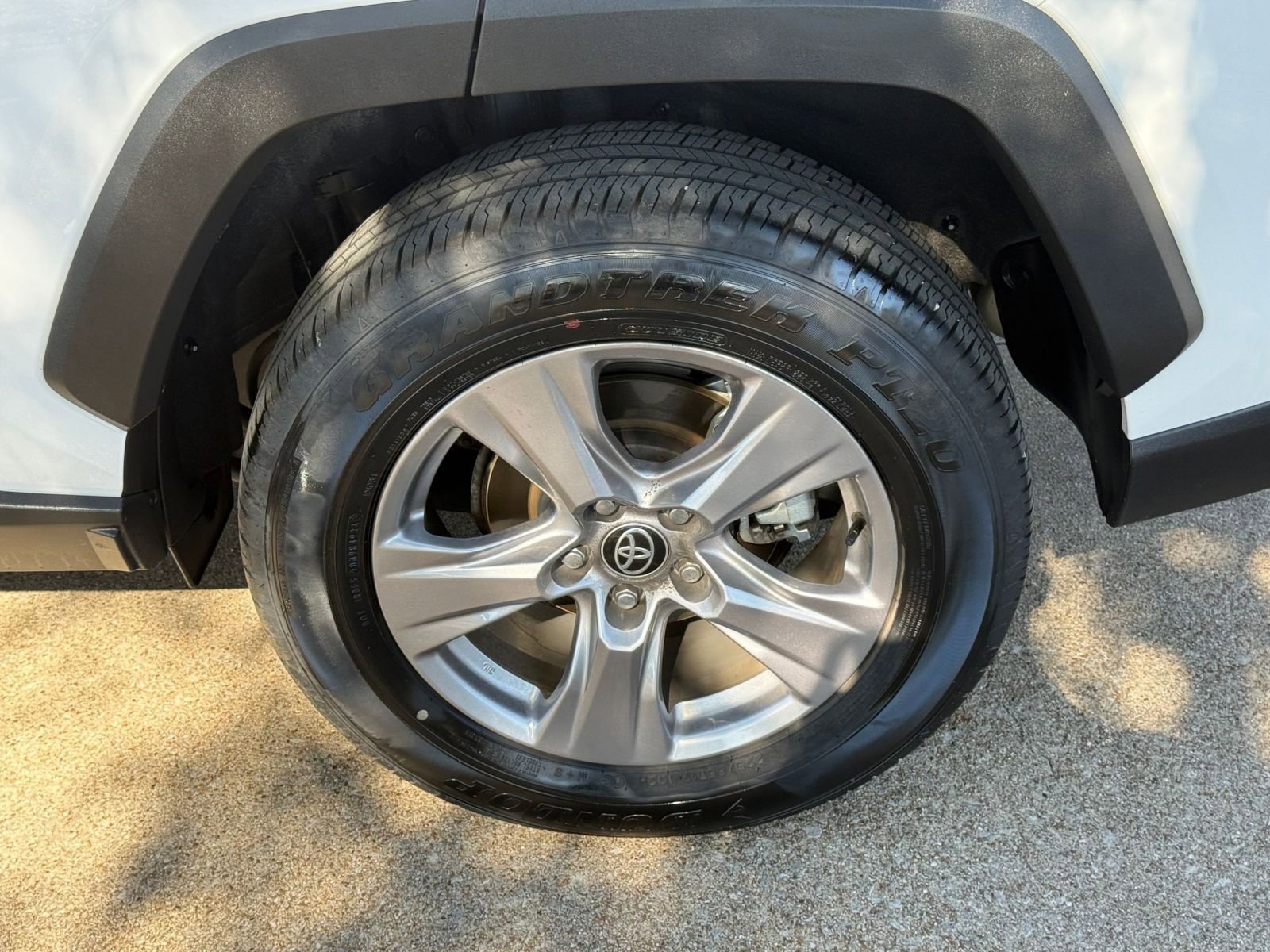 Thumbnail: 2025 Toyota RAV4 - 30