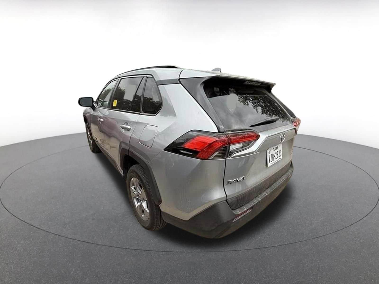 Thumbnail: 2025 Toyota RAV4 - 3