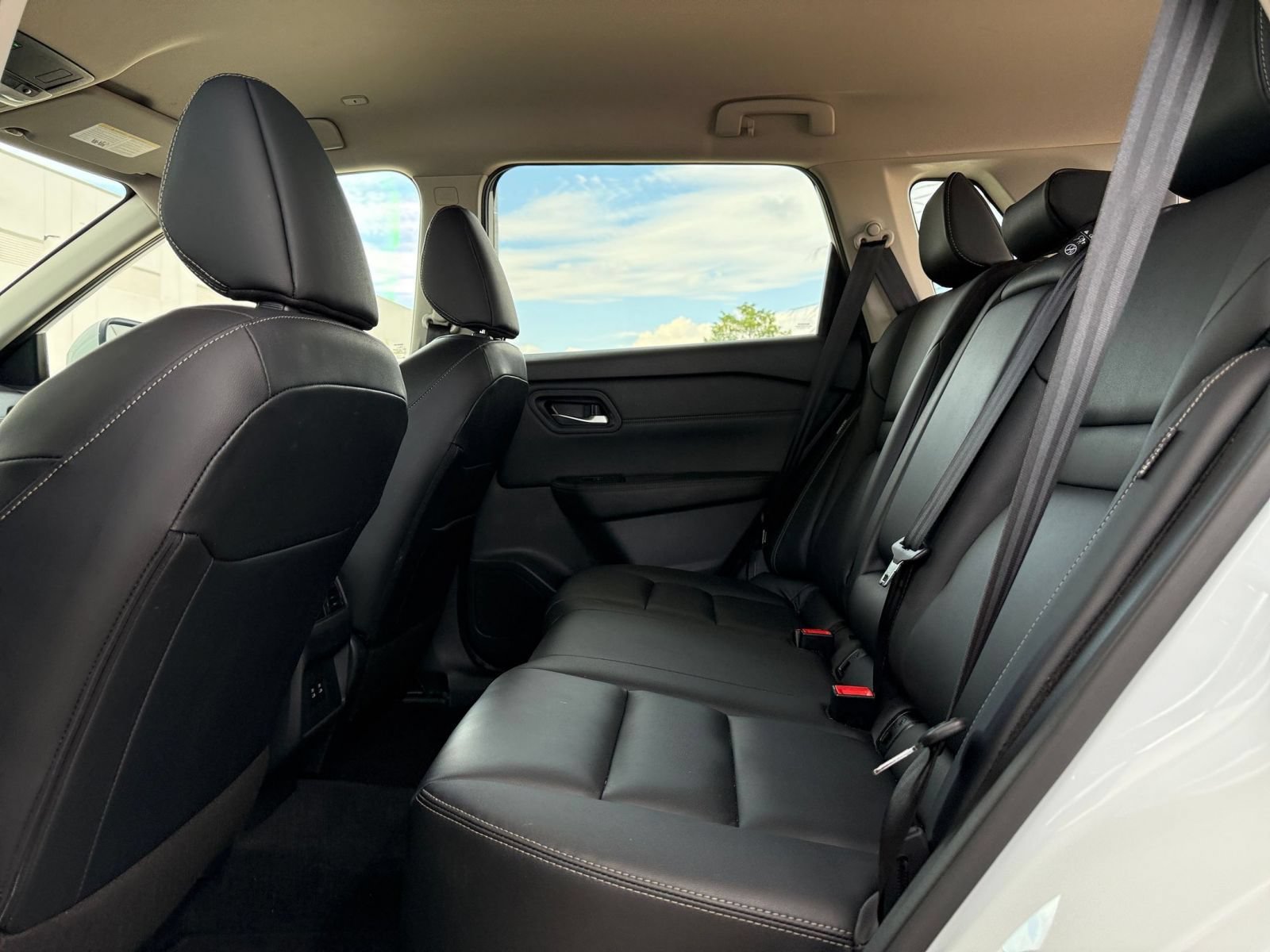 Thumbnail: 2026 Nissan Rogue - 26