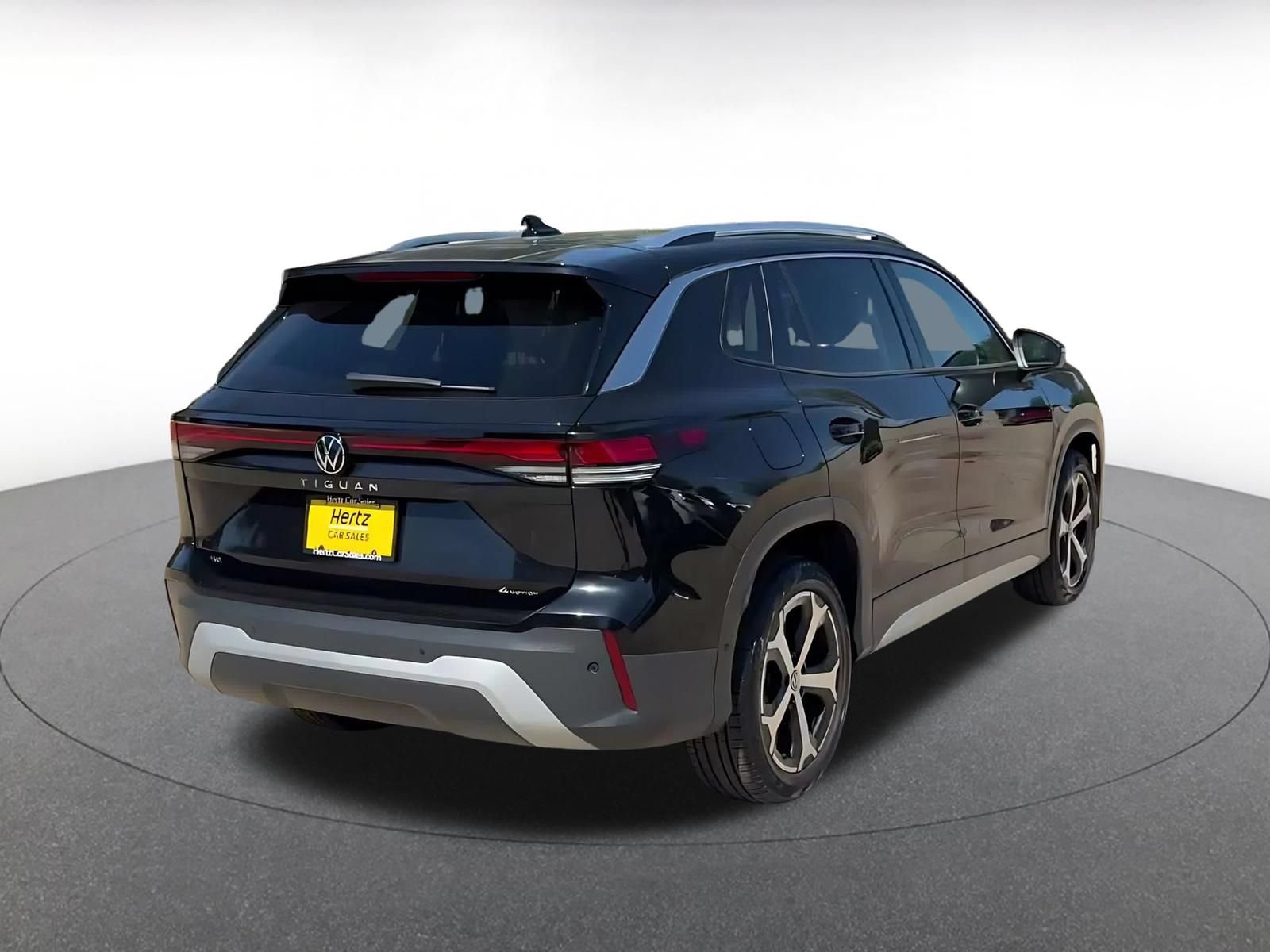 Thumbnail: 2026 Volkswagen Tiguan - 14