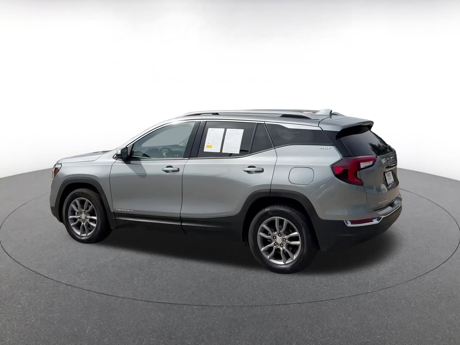 Thumbnail: 2024 GMC Terrain - 10