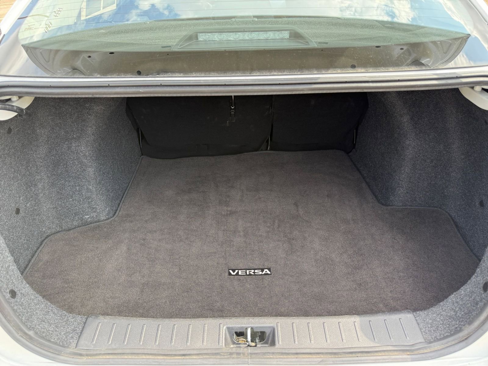 Thumbnail: 2025 Nissan Versa - 31