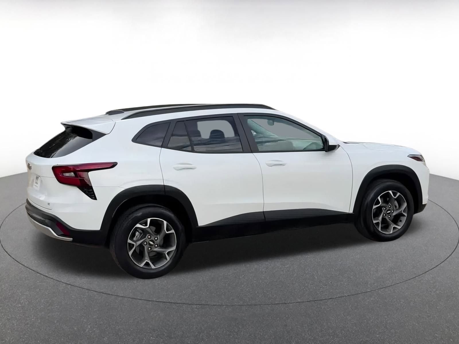 Thumbnail: 2025 Chevrolet Trax - 15