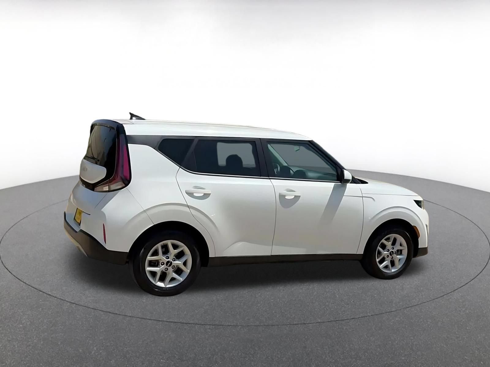 Thumbnail: 2025 Kia Soul - 15