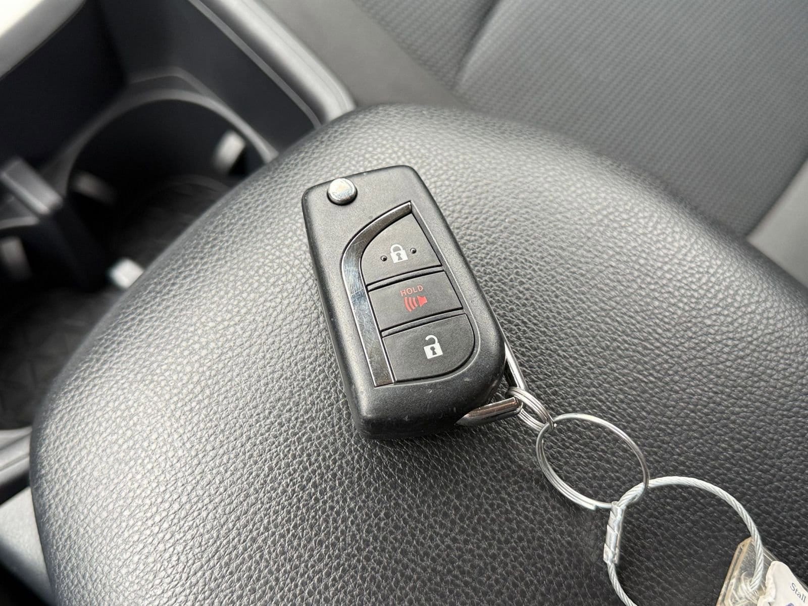 Thumbnail: 2025 Toyota RAV4 - 22